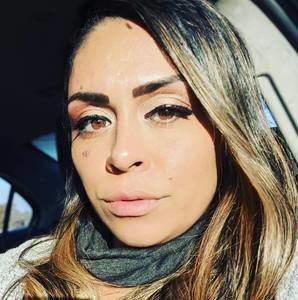 Meet your Posher, Marisa